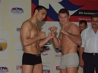 File:Erdei vs lakatus weigh-in.jpg