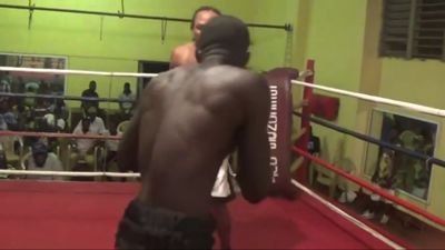 Ernest Amuzu vs. David Okai 016.jpg