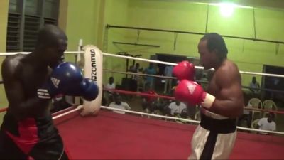 Ernest Amuzu vs. David Okai 024.jpg