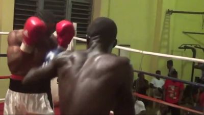 Ernest Amuzu vs. David Okai 035.jpg