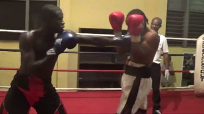 Ernest Amuzu vs. David Okai 049.jpg