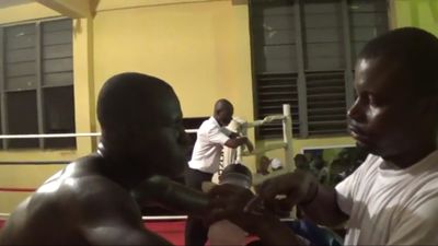 Ernest Amuzu vs. David Okai 057.jpg