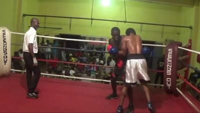 Ernest Amuzu vs. David Okai 070.jpg
