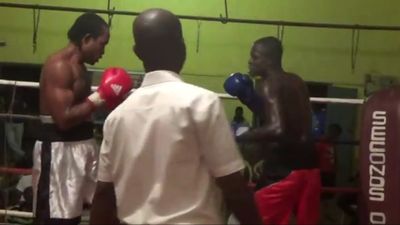 Ernest Amuzu vs. David Okai 082.jpg