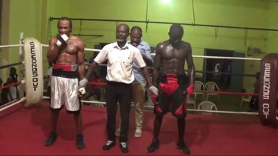 Ernest Amuzu vs. David Okai 090.jpg