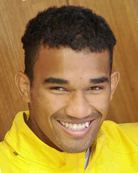 File:Esquiva Falcao.jpg