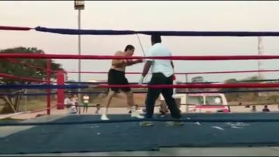 Esteban Hillman Tababary vs. Ruben Jesus Pone Poichee 004.jpg