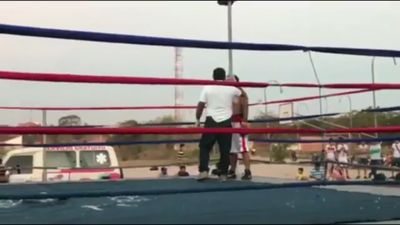 Esteban Hillman Tababary vs. Ruben Jesus Pone Poichee 026.jpg
