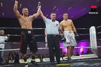 File:Estenfelder vs. Barakovic-Sieg.jpg