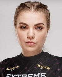 File:Eva Borodacova.jpg