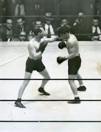 File:F19552.JPG