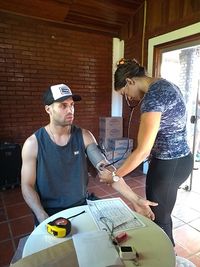 File:Fernando Luis Pinto Undergoing Medical Examination (01).jpg