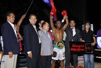 File:Fight-1452049.jpeg
