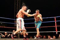 File:Fight-1975387.jpeg