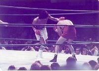 File:Frankie Baltazar vs Jorge Ramos -1977 (2).jpg