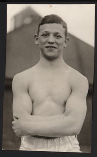 File:Frankie Brown.JPG