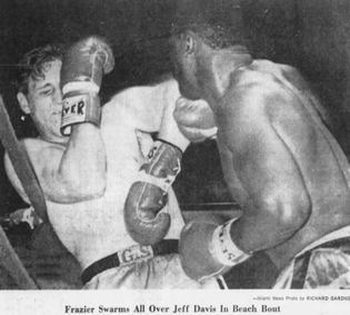 Frazier-Davis 1967.jpg