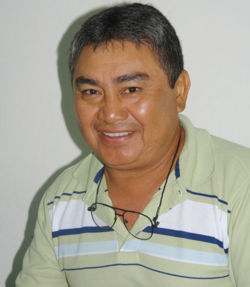 GUSTAVO ESPADAS CRUZ.jpg