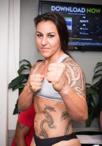 File:Geovana Peres.jpg