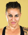 Geovana Peres headshot.jpeg