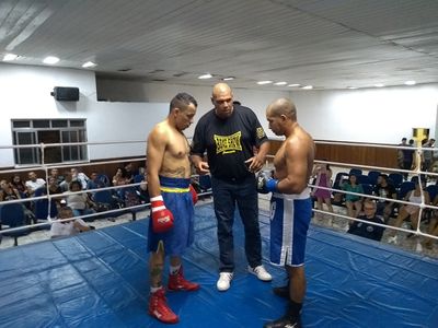 Glaucio Carlos Fernandes vs. Farlei Pereira De Souza (01).jpg