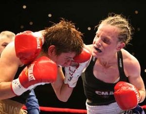Hagar Shmoulefeld Finer vs. Julia Sahin.jpg