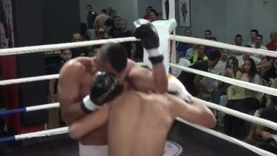 Hamza Omar vs. Mohamed Antar 007.jpg