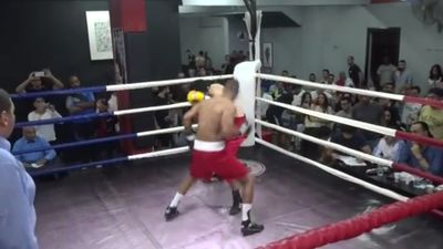 Hamza Omar vs. Mohamed Antar 036.jpg