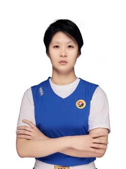 Hanwen Zhang PIC.jpg