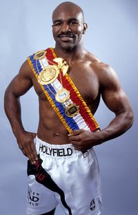 File:Holyfield160061601.jpg