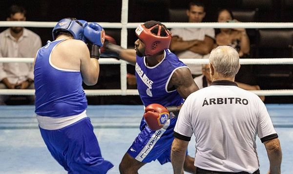Igor Souza vs. Ricardo Martino.jpg