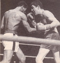 File:Ismael Laguna @v Mando Ramos.jpg