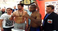 File:Issa Akberbayev vs. Julio Cesar Dos Santos-Weighing-02.jpg