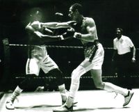 File:JOHNNY Lira bout.jpg