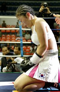 File:JUhee Kim 3 op 388x600.jpg