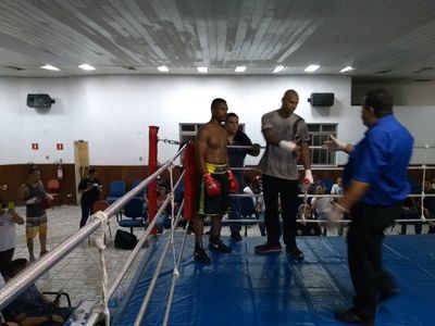 Jackson Junior vs. Paulo Henrique Santos (04).jpg