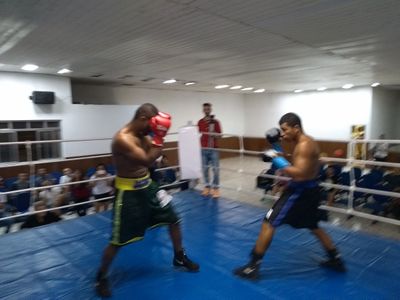 Jackson Junior vs. Paulo Henrique Santos (05).jpg