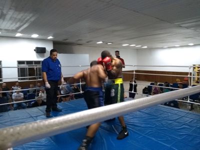 Jackson Junior vs. Paulo Henrique Santos (07).jpg