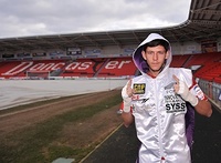 File:Jamie McDonnell Donny Rovers ground.jpg