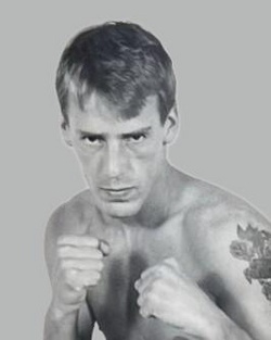 Jan Nyholm B.jpg
