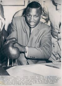File:JoeFrazier65.jpg