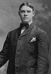 File:Joe Thomas 003.jpg