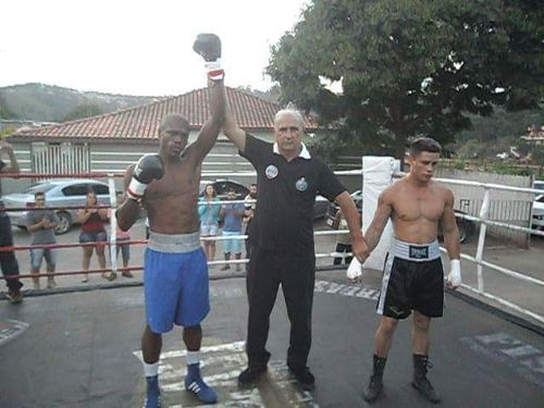 John Lennon Feitosa Correia vs.Michel William Etoundi.jpg