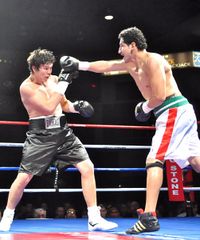 File:Jose Medina vs. Isaac Rodrigues.jpg