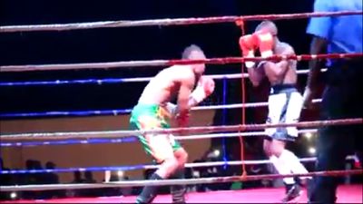 Joseph Agbeko vs. Frank Kiwalabye 001.jpg