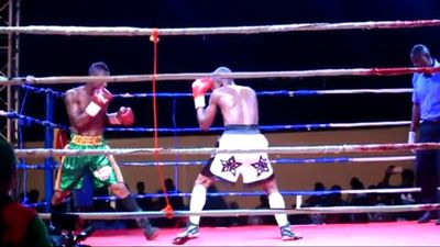 Joseph Agbeko vs. Frank Kiwalabye 025.jpg