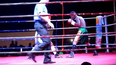Joseph Agbeko vs. Frank Kiwalabye 048.jpg