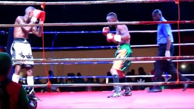 Joseph Agbeko vs. Frank Kiwalabye 049.jpg