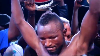 Joseph Agbeko vs. Frank Kiwalabye 052.jpg