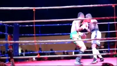Joseph Agbeko vs. Frank Kiwalabye 053.jpg